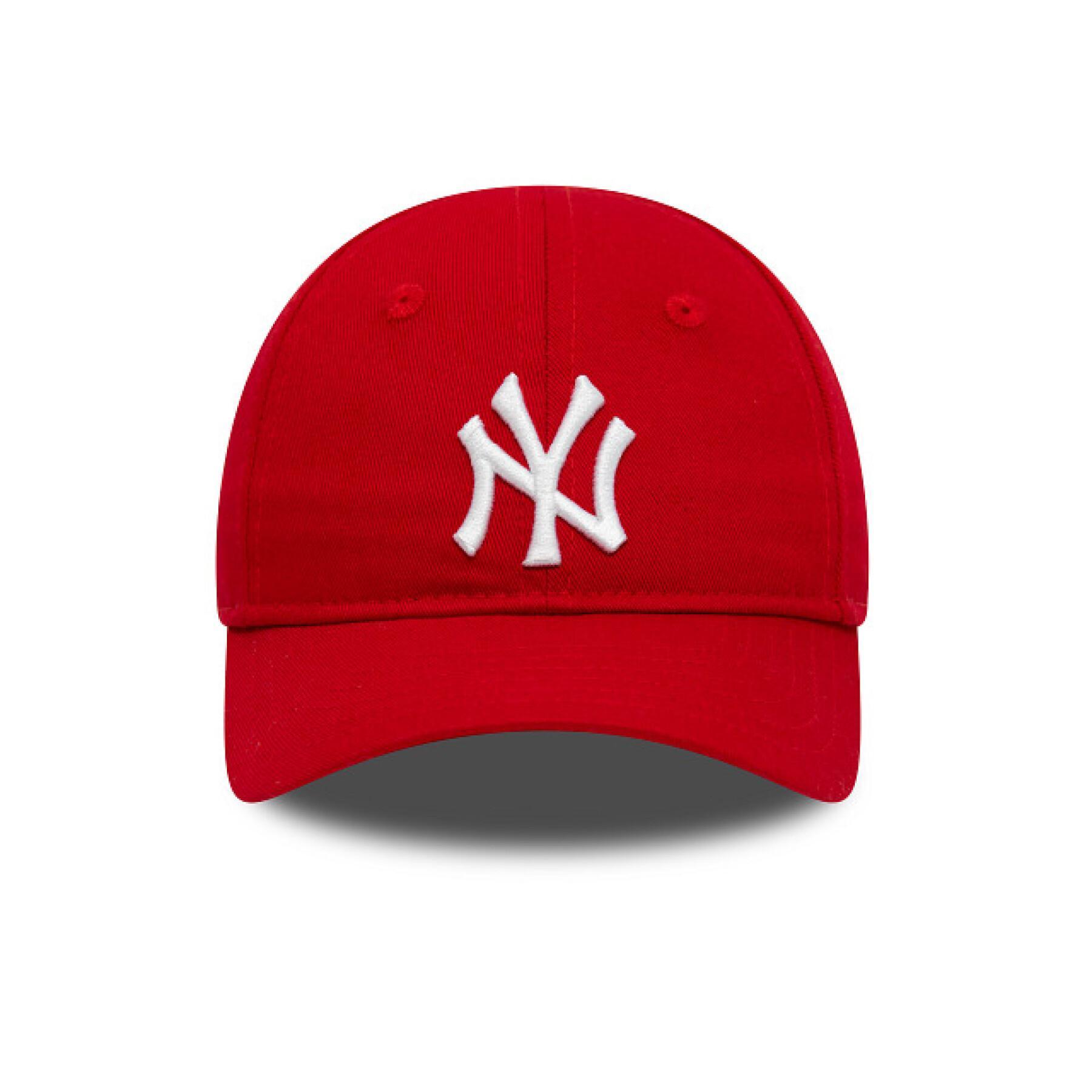 Gorro de bebé New York Yankees 9FORTY Essential